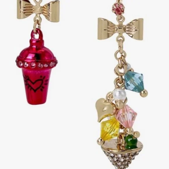 Betsey Johnson Mix Match Martini & Shaker Drop Earrings - NWT - Picture 2 of 7